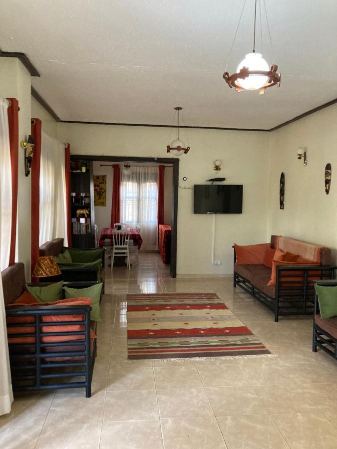 Hotel Okra House Entebbe Exterior foto