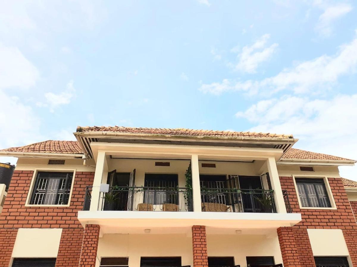 Hotel Okra House Entebbe Exterior foto