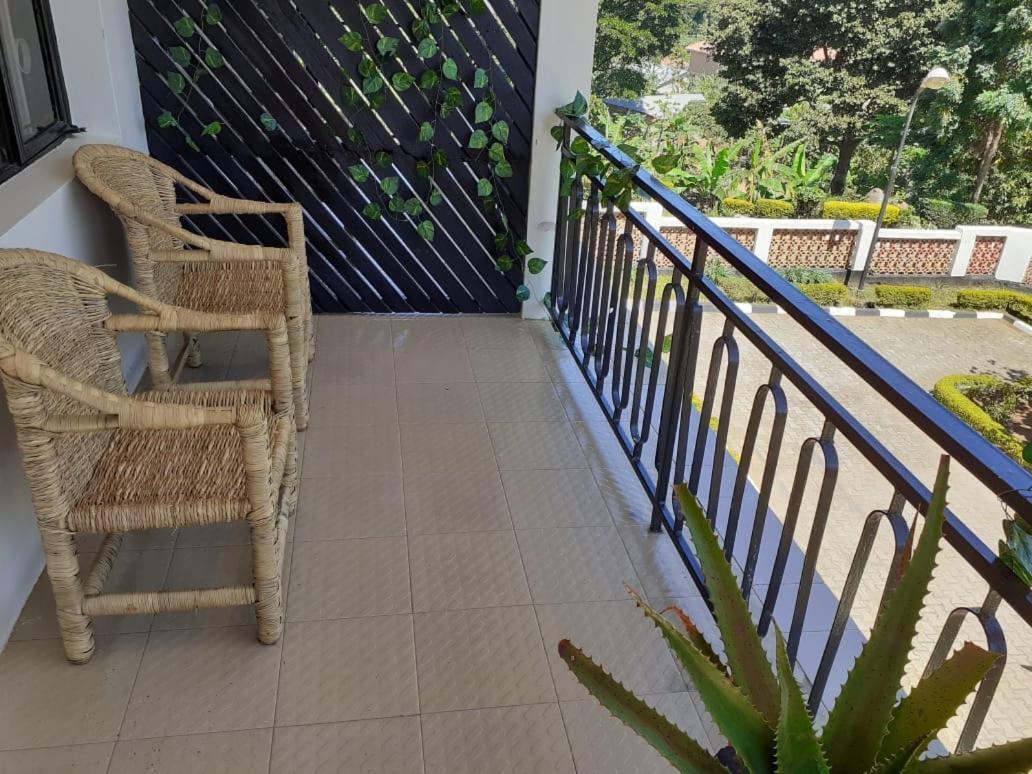 Hotel Okra House Entebbe Exterior foto